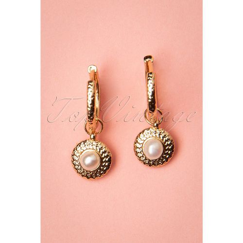 Coraline Pearl Earrings Années 50 en Doré - glamfemme - Modalova