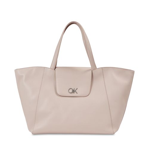 Sac à main Calvin Klein Re-Lock Shopper W/Flap K60K611052 Gris - Chaussures.fr - Modalova