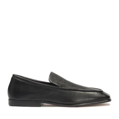 Loafers Kazar Studio Carmen 86850-01-00 Black - Chaussures.fr - Modalova