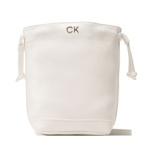 Sac à main Calvin Klein Jeans Re-Lock Drawstring Bag Mini K60K610450 Blanc - Chaussures.fr - Modalova