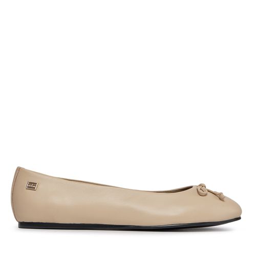 Ballerines Tommy Hilfiger Essential Leather Ballerina FW0FW07768 White Clay AES - Chaussures.fr - Modalova