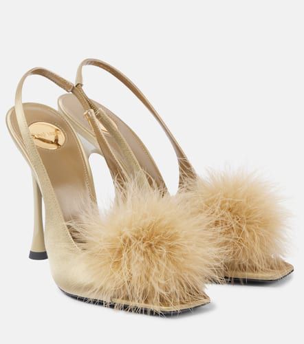 Sandales Paradis 110 en satin à plumes - Saint Laurent - Modalova