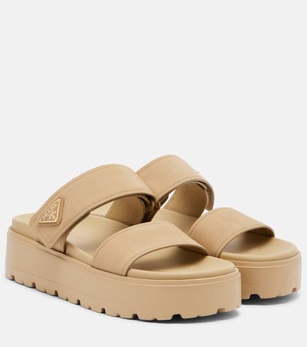 Sandales en cuir à semelle compensée - Prada - Modalova