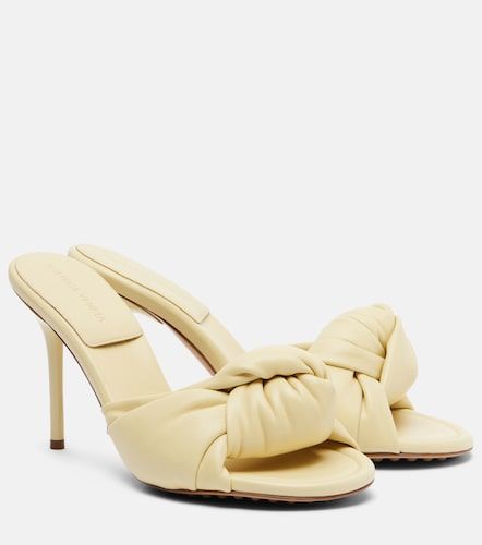 Bottega Veneta Mules Cherry en cuir - Bottega Veneta - Modalova