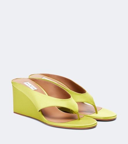 Alaïa Mules compensées Cube en satin - Alaia - Modalova