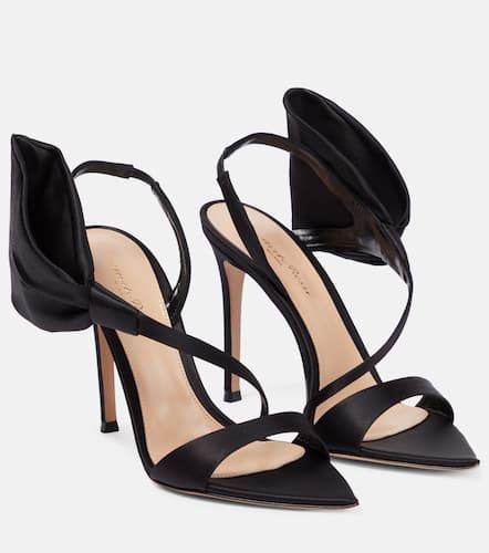 Sandales Theresa en satin - Gianvito Rossi - Modalova