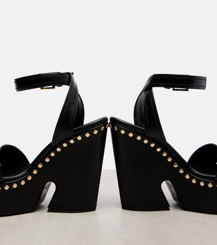 Sandales à plateau en cuir à clous - Givenchy - Modalova