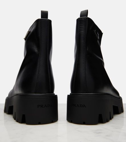 Prada Bottines à plateau en cuir - Prada - Modalova