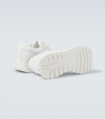 Prada Baskets en Re-Nylon et cuir - Prada - Modalova