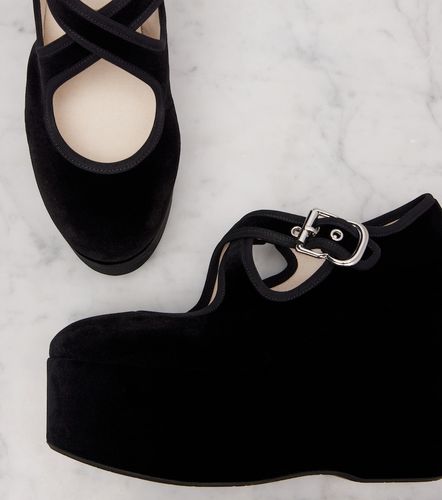 Alaïa Escarpins compensés Criss Cross en velours - Alaia - Modalova