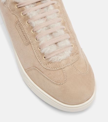 Baskets en daim et shearling - Ferragamo - Modalova
