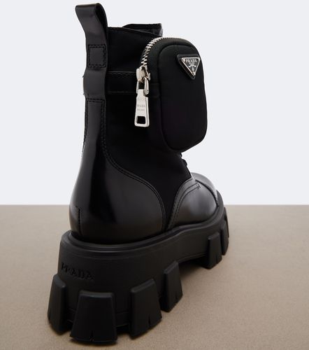 Prada Bottines Monolith en cuir - Prada - Modalova