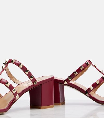 Mules Rockstud en cuir - Valentino Garavani - Modalova