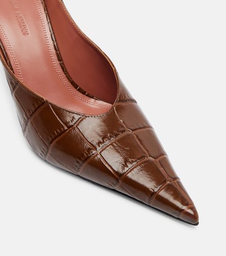 Mules Anok en cuir façon croco - Amina Muaddi - Modalova