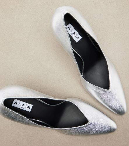 Alaïa Escarpins en cuir métallisé - Alaia - Modalova
