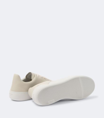 Prada Baskets Court en cuir - Prada - Modalova
