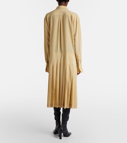 Toteme Robe chemise en soie à plis - Toteme - Modalova