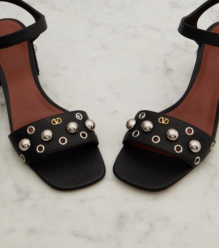 Sandales en cuir Nellcôte 60 à clous - Valentino Garavani - Modalova