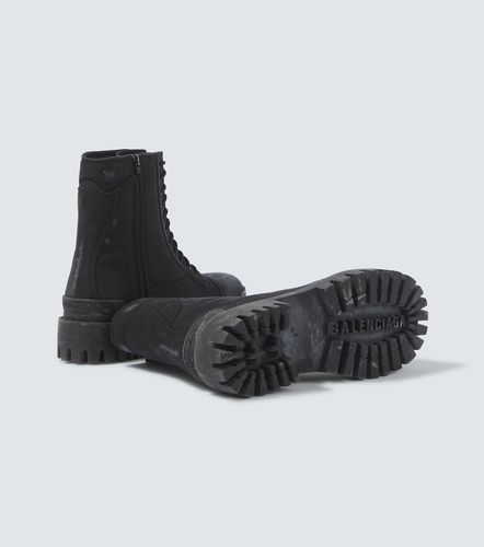 Bottines à lacets Combat Strike en toile - Balenciaga - Modalova