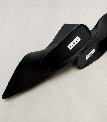 Alaïa Mules compensées Cube 75 en satin - Alaia - Modalova