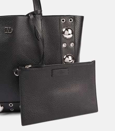 Cabas Nellcôte Medium en cuir à clous - Valentino Garavani - Modalova