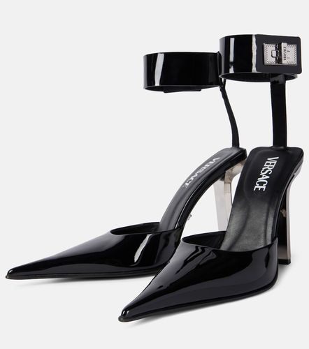 Escarpins slingback en cuir verni - Versace - Modalova