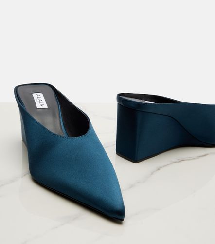 Alaïa Mules compensées Cube en satin - Alaia - Modalova