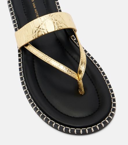 Mules en cuir embossé - Dries Van Noten - Modalova