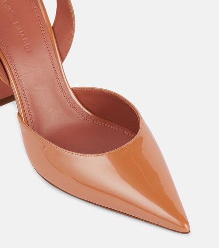 Escarpins slingback Holli Sling 95 en cuir verni - Amina Muaddi - Modalova