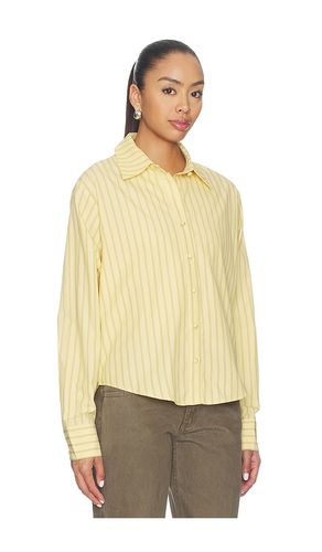 Julie Button Up Top en . Taille XXS. Also en XS, S, M, L, XL - ALL THE WAYS - Modalova