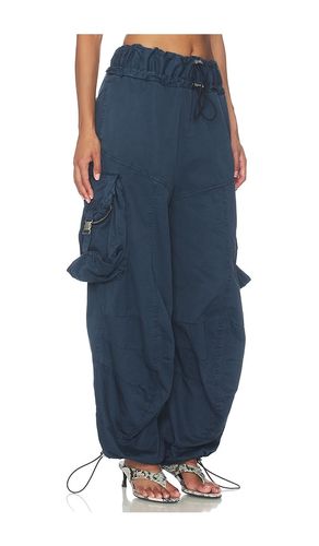 PANTALON en . Taille 38. Also en 40, 42 - THE ATTICO - Modalova