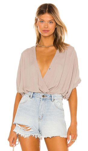 Beach Crepe Top en . Taille XS. Also en S, M - Bobi - Modalova