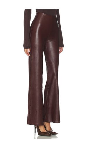 PANTALON IMITATION CUIR JAMBES LARGES en . Taille L. Also en M, XL - Commando - Modalova