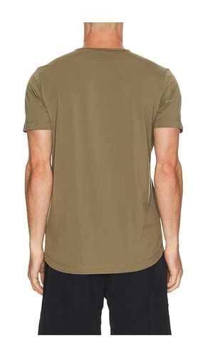 T-SHIRT CURVE HEM en . Taille S. Also en M, L, XL/1X, XXL/2X - Cuts - Modalova