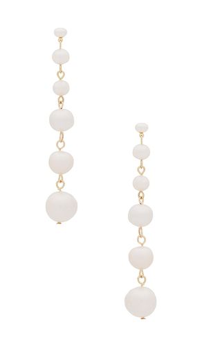 BOUCLES D'OREILLES MULTI FRESHWATER PEARL LINEAR en - Ettika - Modalova