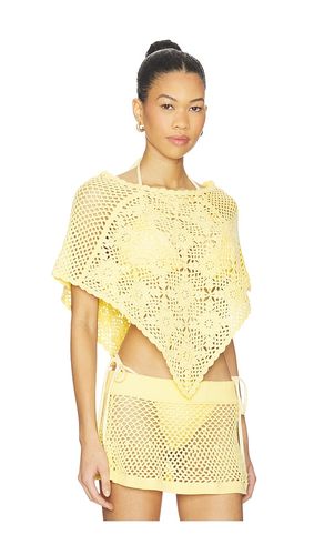 Sophie Crochet Poncho en . Taille S/M. Also en L/XL - Frankies Bikinis - Modalova