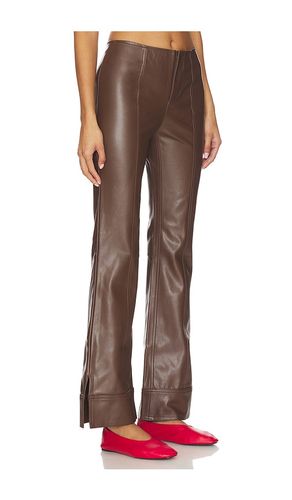 PANTALON IMITATION CUIR GLOW UP en . Taille 2. Also en 6, 8, 10, 12 - Free People - Modalova