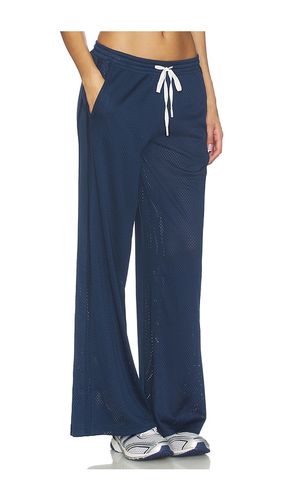 JAMBES LARGES OVERTIME en . Taille S. Also en M - Free People - Modalova