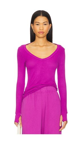 Otis V Neck Top in . Size S, XS - Michael Lauren - Modalova