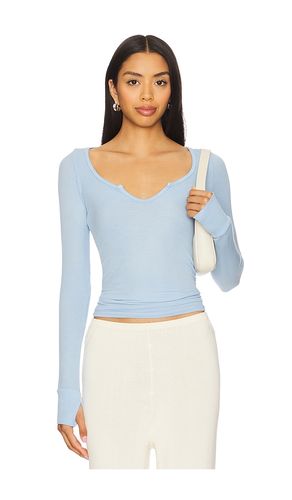 Maeve Long Sleeve Scoop Neck Top in . Size M, S, XS - Michael Lauren - Modalova