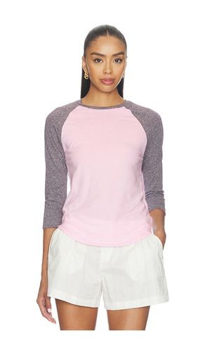 X REVOLVE Katya Raglan 3/4 Sleeve Tee en . Taille M. Also en S, XS - Michael Lauren - Modalova