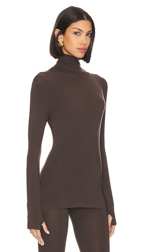 Slim Fit Long Sleeve Turtle Top en . Taille L. Also en M, S, XL, XS - Norma Kamali - Modalova