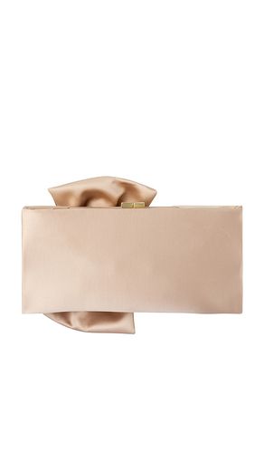 Chloe Tie Front Clutch en - olga berg - Modalova
