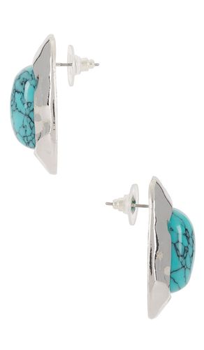 Giovana Stud Earrings en - petit moments - Modalova