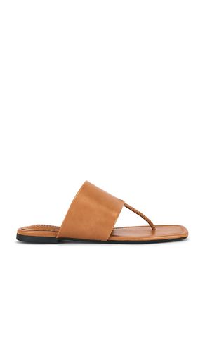 PLAT MARTHA en . Taille 6. Also en 7.5, 8, 8.5, 9.5 - Schutz - Modalova