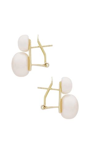 BOUCLES D'OREILLES BIANCA PEARL en - SHASHI - Modalova