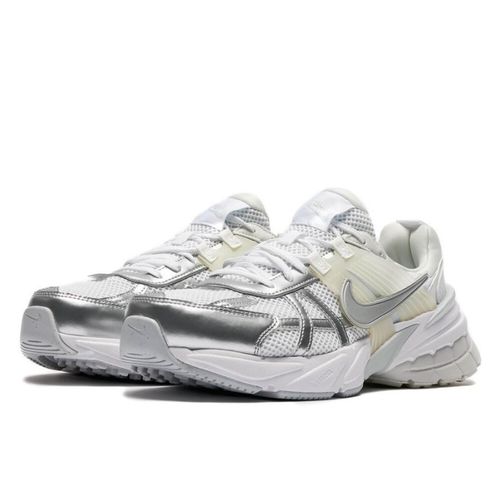 Nike V2K Run Metallic Silver White - Nike - Modalova