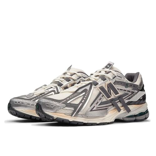 A Silver Metalic Castlerock - New Balance - Modalova