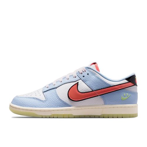 Dunk Low Smiley Swoosh White Hydrogen Blue Crimson - Nike - Modalova