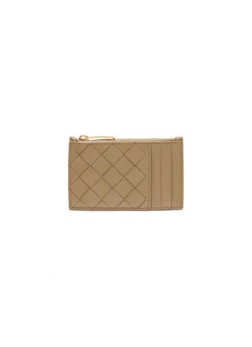 Intrecciato Leather Zip Pocket Cardholder - BOTTEGA VENETA - Modalova